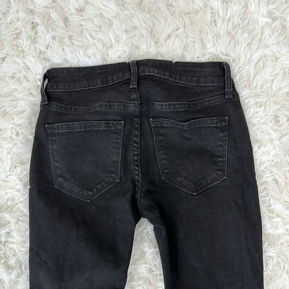 Distressed jeans - Picture 4 of 6